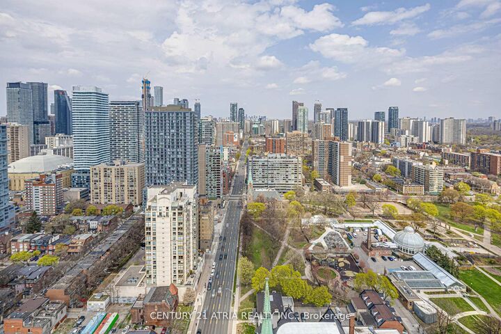 Property Photo: 319 Jarvis Street 3806 ON M5B 0C8