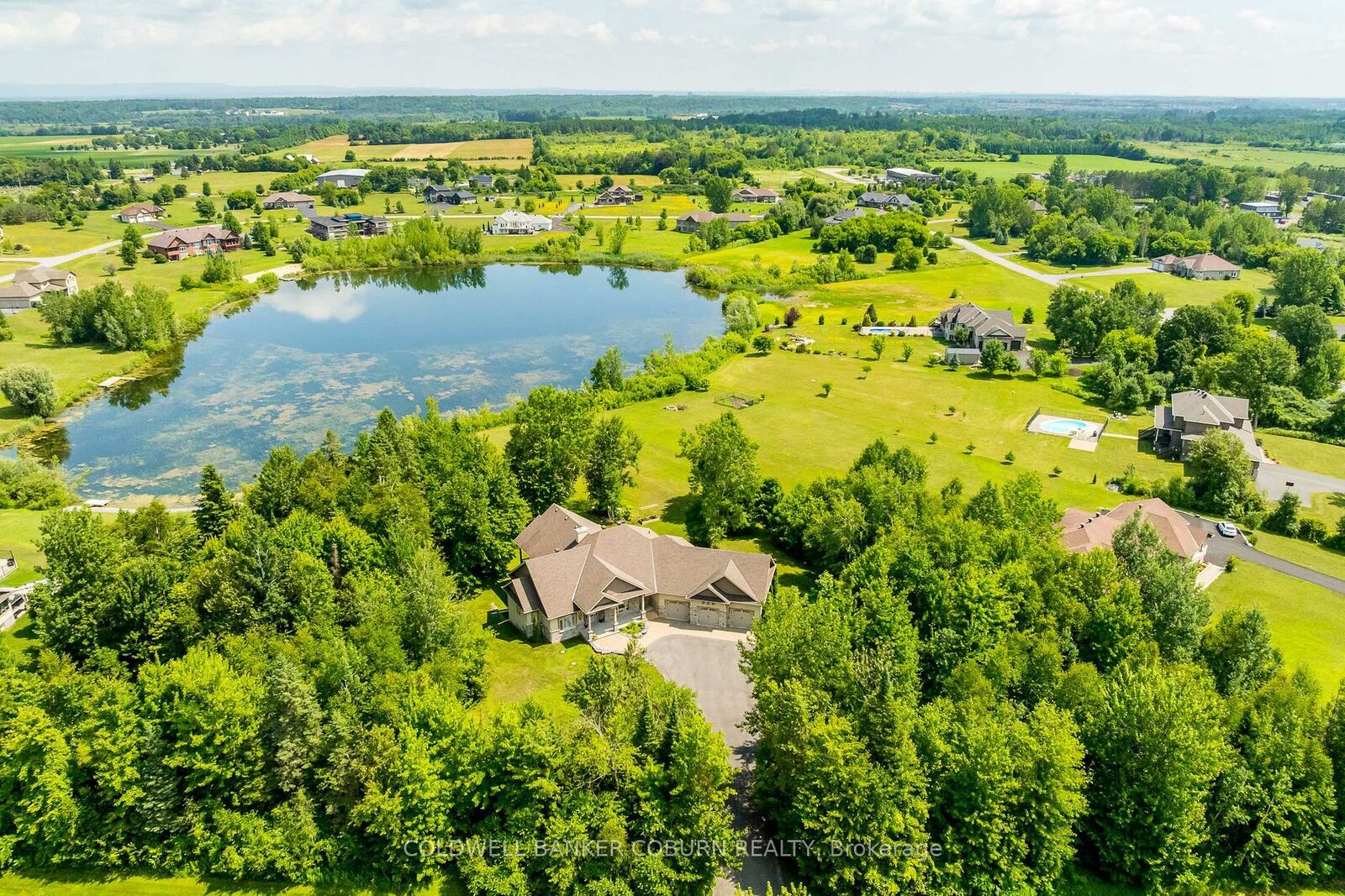 Property Photo:  515 West Lake Circle  ON K0A 1L0 