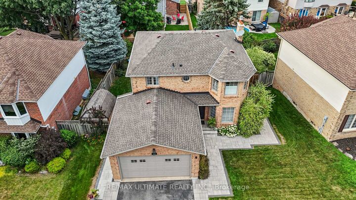 Property Photo: 2113 Headon Forest Drive ON L7M 2W1