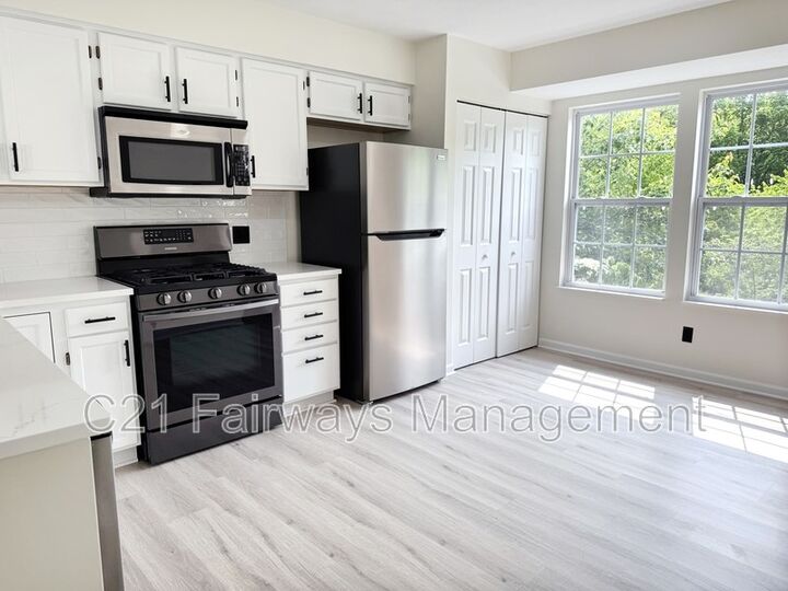 Property Photo: 6422 Lindsey Ln PA 15632