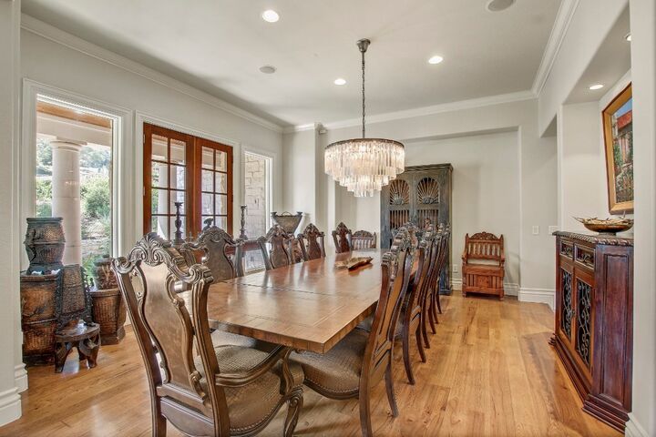 Property Photo:  2900 Water Bank Cove  TX 78746 