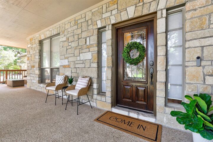 Property Photo:  111 Roberts Circle  TX 78633 