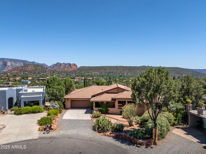 Property Photo:  200 Copper Canyon Drive  AZ 86336 