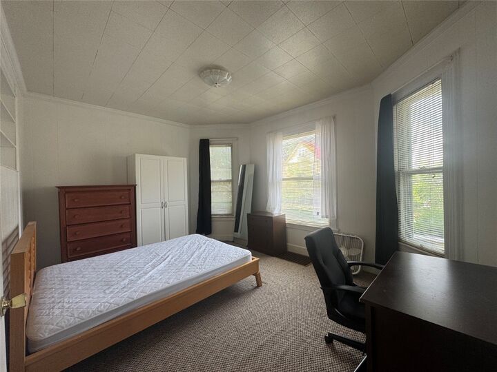 Property Photo:  26 Chestnut Street 1  NY 13905 