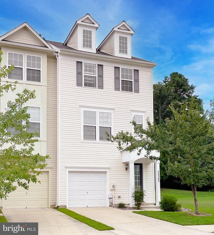 Property Photo: 44305 Ocelot Way MD 20619