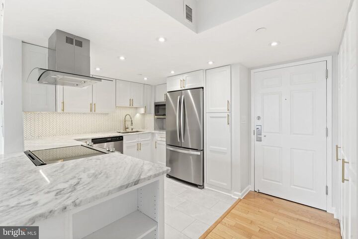 Property Photo: 2001 Hamilton Street P105 PA 19130