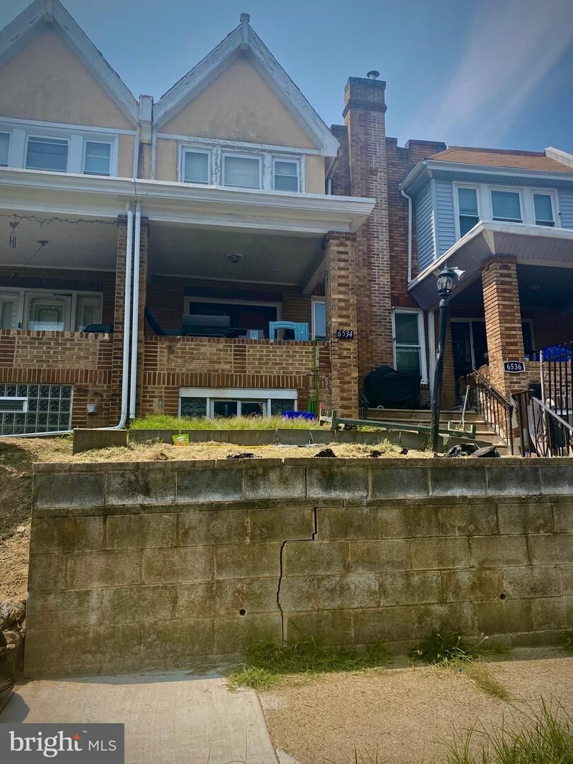 Property Photo: 6534 N Smedley Street PA 19126