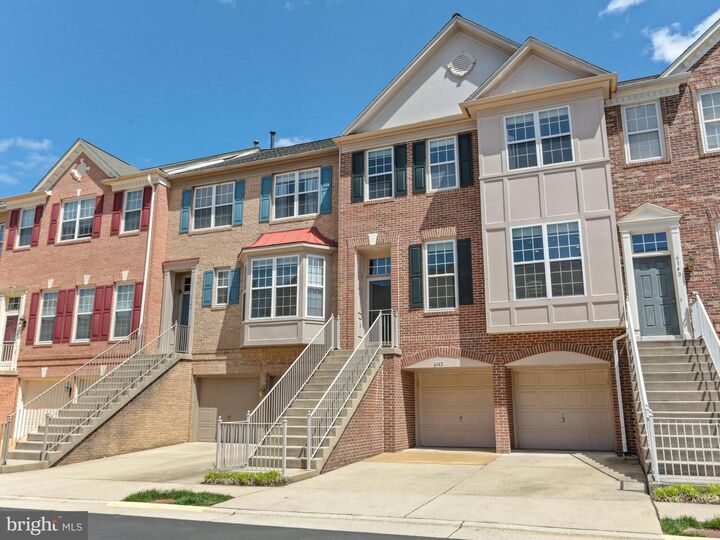 Property Photo: 6142 Manchester Park Circle VA 22310