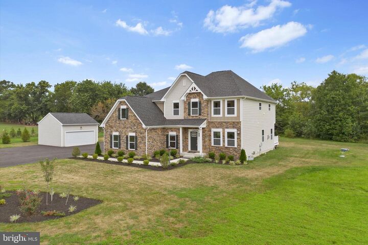 Property Photo:  12404 Parkgate Drive  VA 20181 