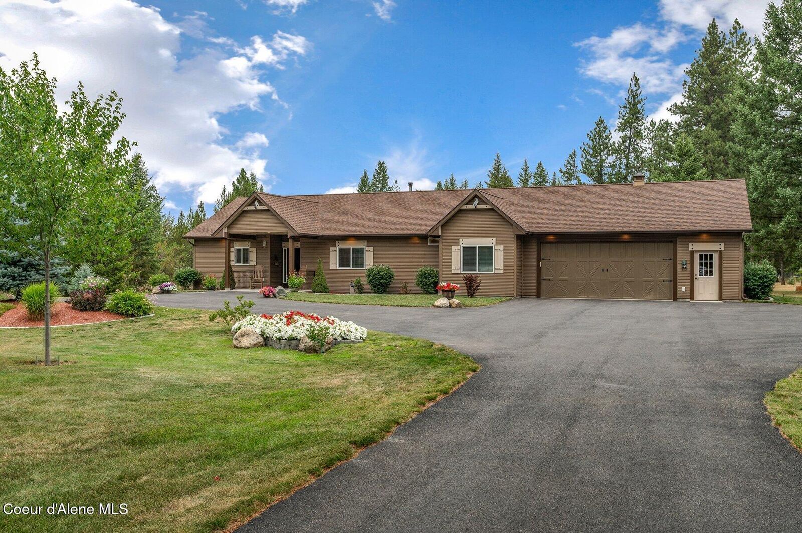 Property Photo:  975 W Ohio Match Rd  ID 83858 