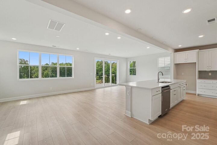 Property Photo:  921 Coast Drive  SC 29708 