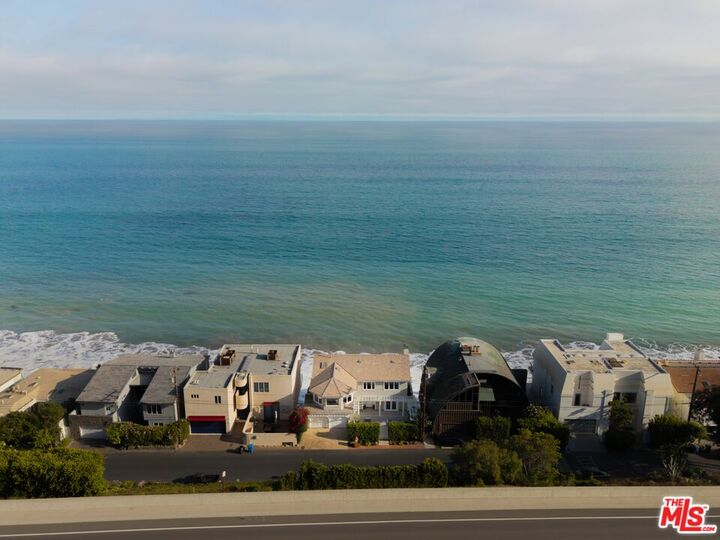 Property Photo: 27086 Malibu Cove Colony Dr CA 90265
