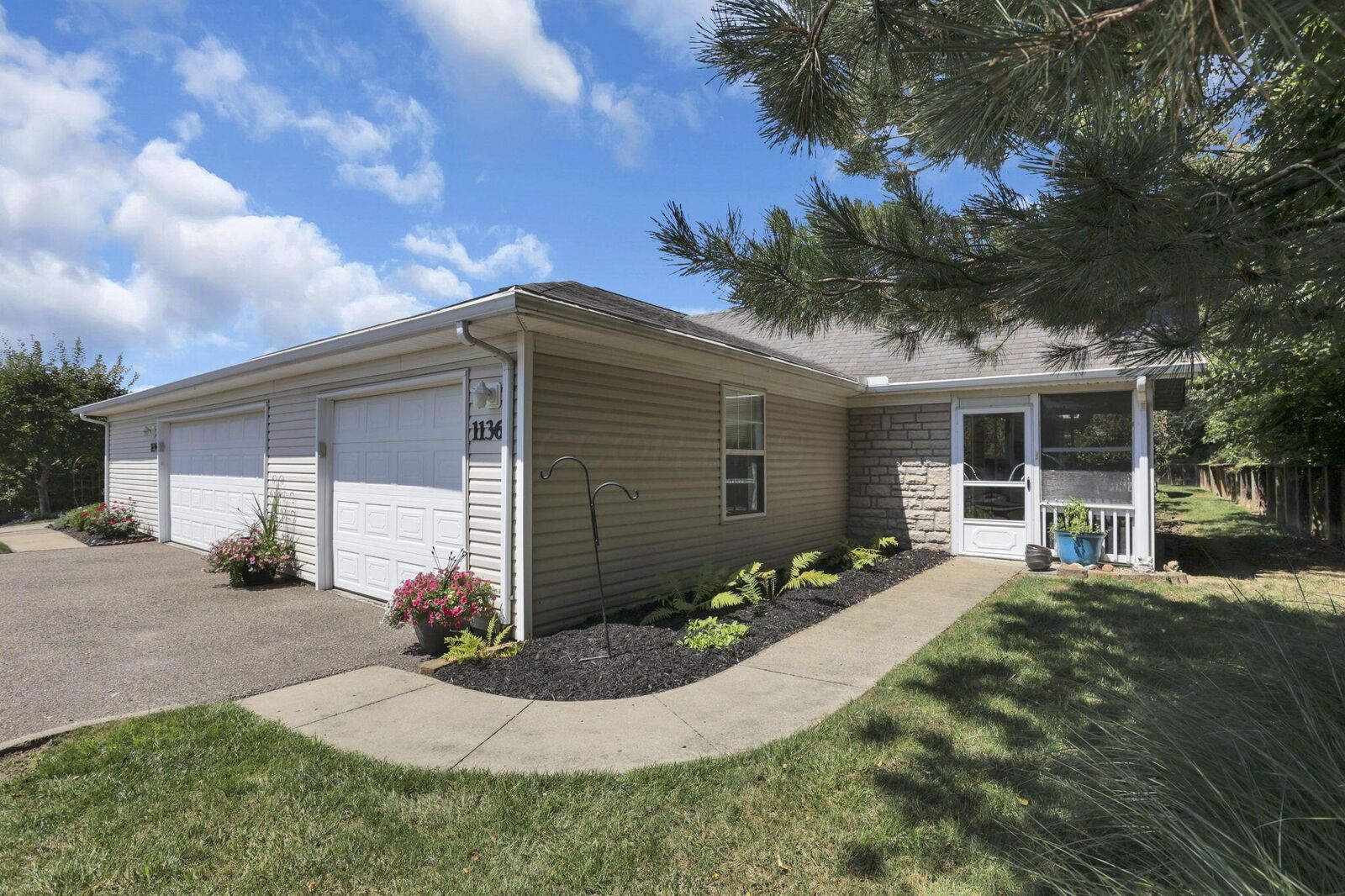 Property Photo: 1136 Chatham Drive OH 43701