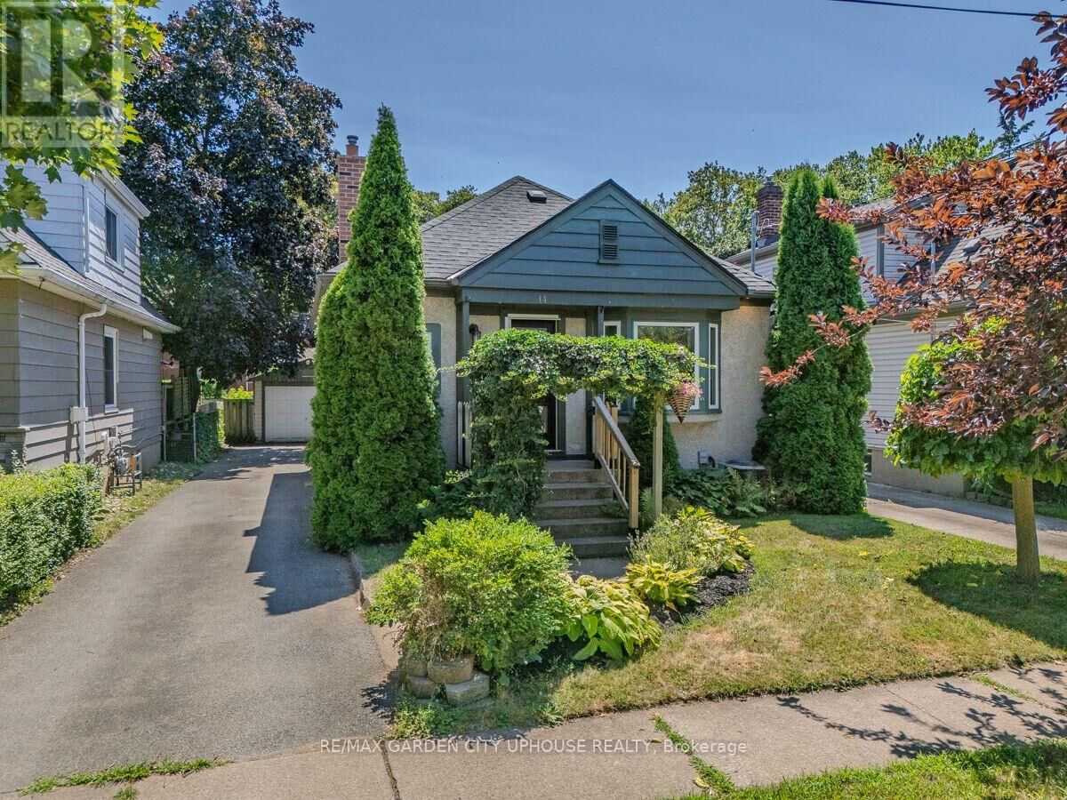 Property Photo: 14 Spruce Street ON L2R 1B3