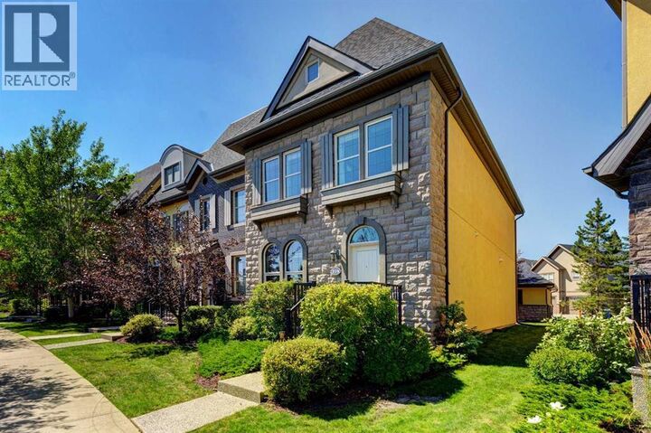 Property Photo: 274 Quarry Park Boulevard Southeast AB T2C 5G3