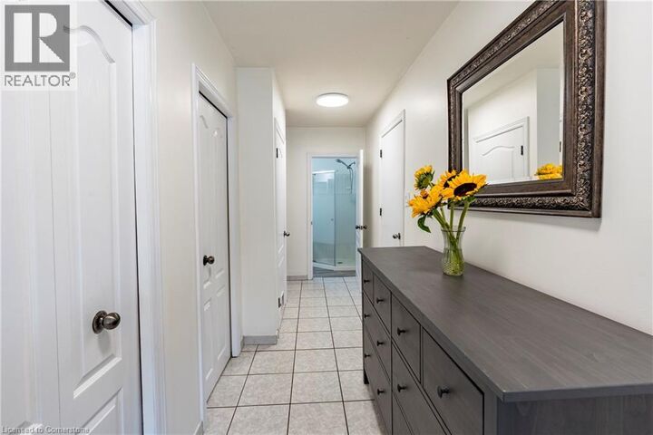 Property Photo:  2 Lester Place  ON N1R 2P9 