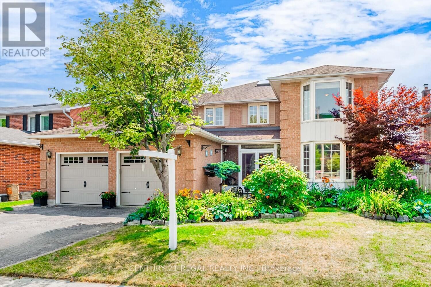 Property Photo: 42 Milner Crescent ON L1S 4X4