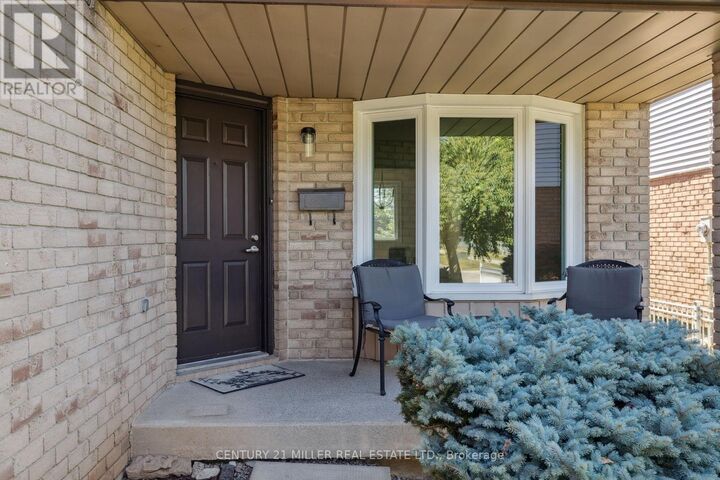 Property Photo: 3504 Ketelbey Court ON L7M 3B4