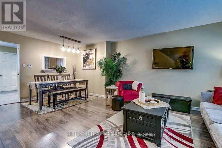 Property Photo:  700 Exeter Road 32  ON N6E 1L2 