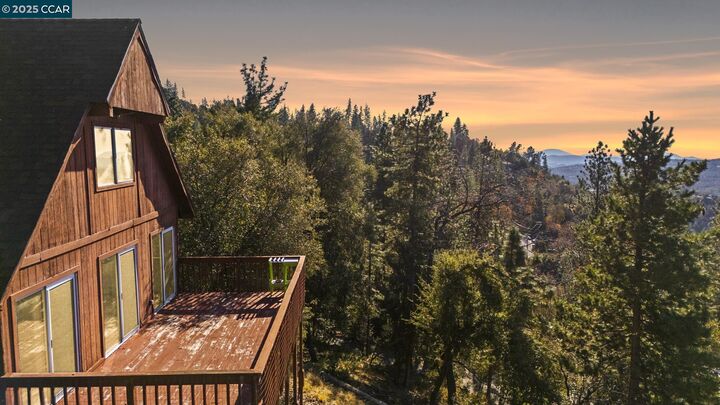 Property Photo: 18957 Stag Circle CA 95579