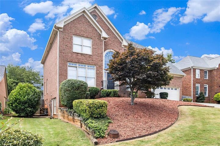 Property Photo:  5510 Vicarage Walk  GA 30005 