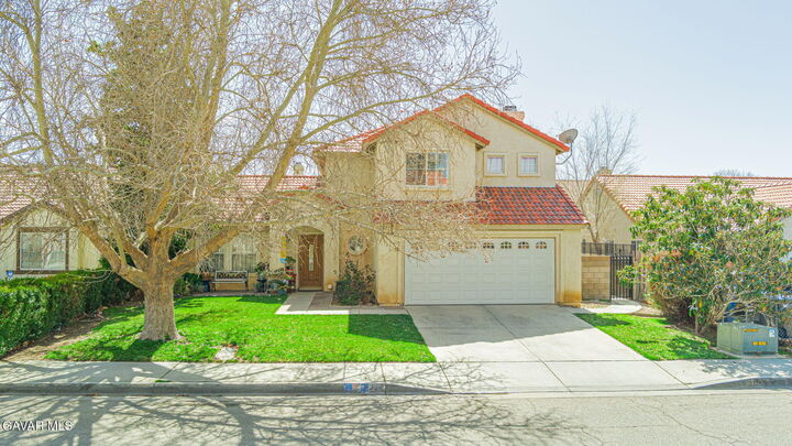 Property Photo:  836 E Ave K7  CA 93535 