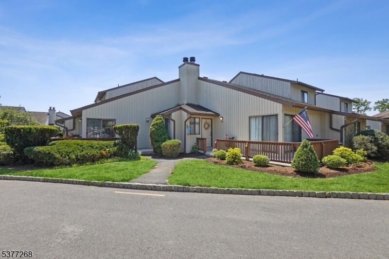 Property Photo:  250 Ridgedale Ave X-2  NJ 07936 