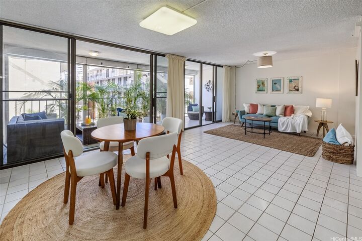 Property Photo:  250 Ohua Avenue 1B  HI 96815 