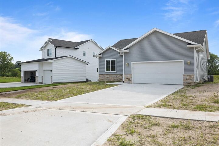 Property Photo: 384 Napoli Avenue IA 50266