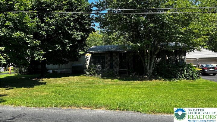 Property Photo: 270 Lake Minsi Drive PA 18013