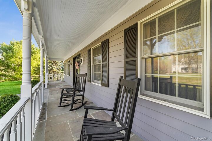 Property Photo:  1012 Sunset Street  NY 10598 