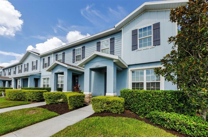 Property Photo:  2419 Gathering Way  FL 33556 