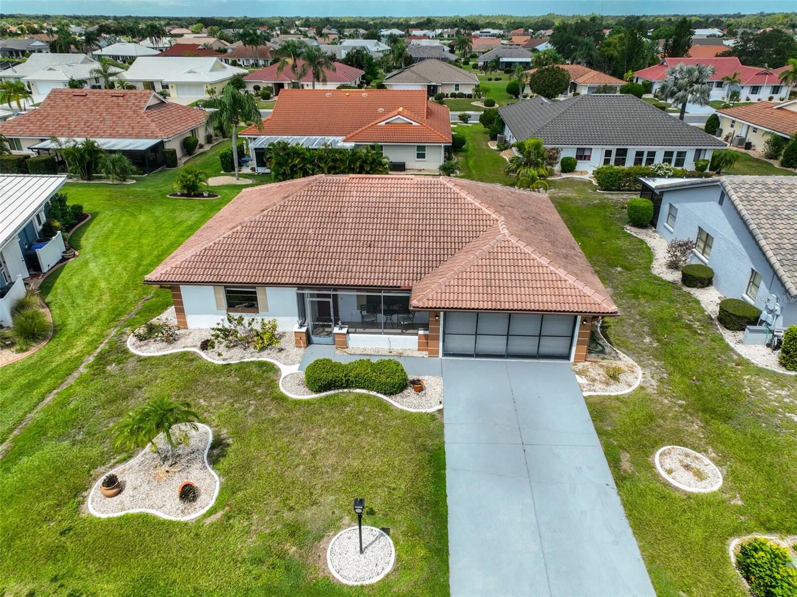 Property Photo:  1814 Granville Lane  FL 33573 