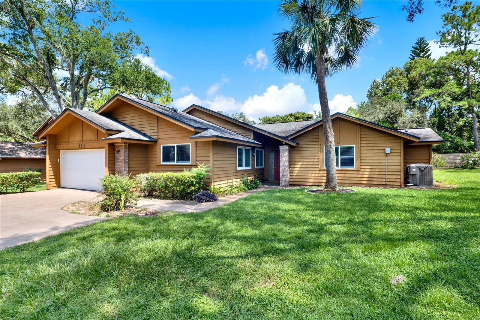 Property Photo:  252 Hunters Point Trail  FL 32779 