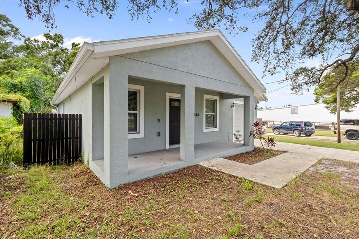 Property Photo: 8808 N Brooks Street FL 33604