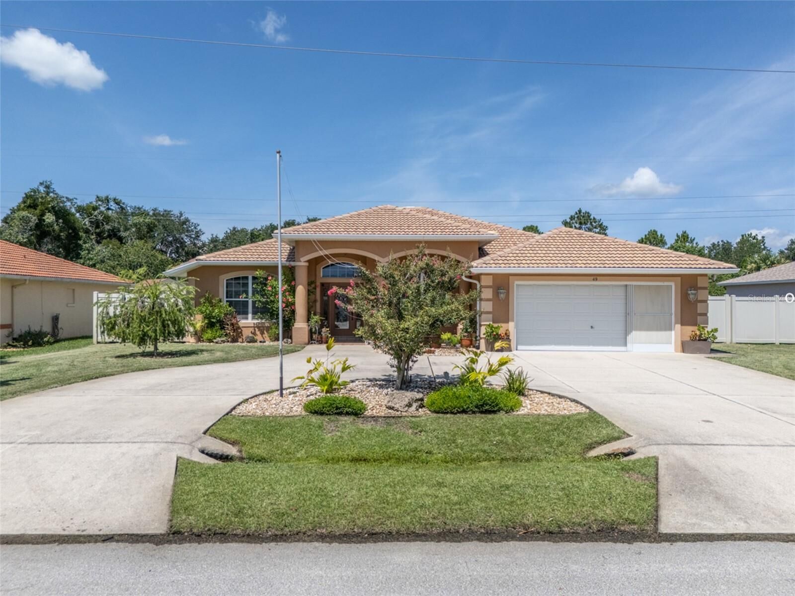 Property Photo:  49 Fariston Place  FL 32137 