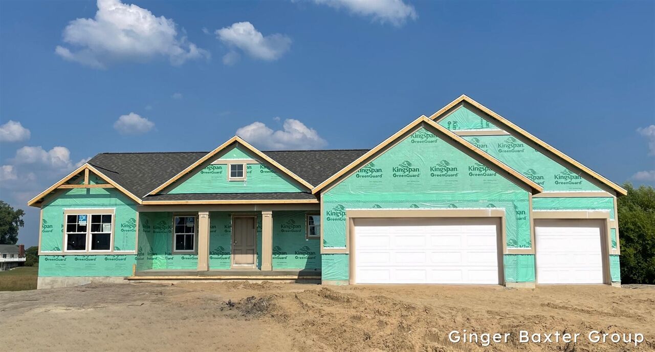 Property Photo: 11440 Shoreline Drive 110 MI 49401-8856