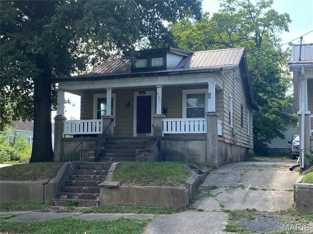 Property Photo:  431 S West End Boulevard  MO 63703 