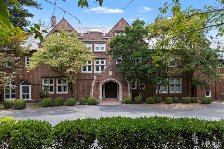 3 Brentmoor Park  Clayton MO 63105 photo