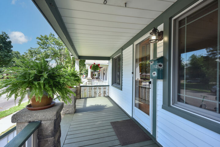 Property Photo: 2762 S Delaware Ave WI 53207