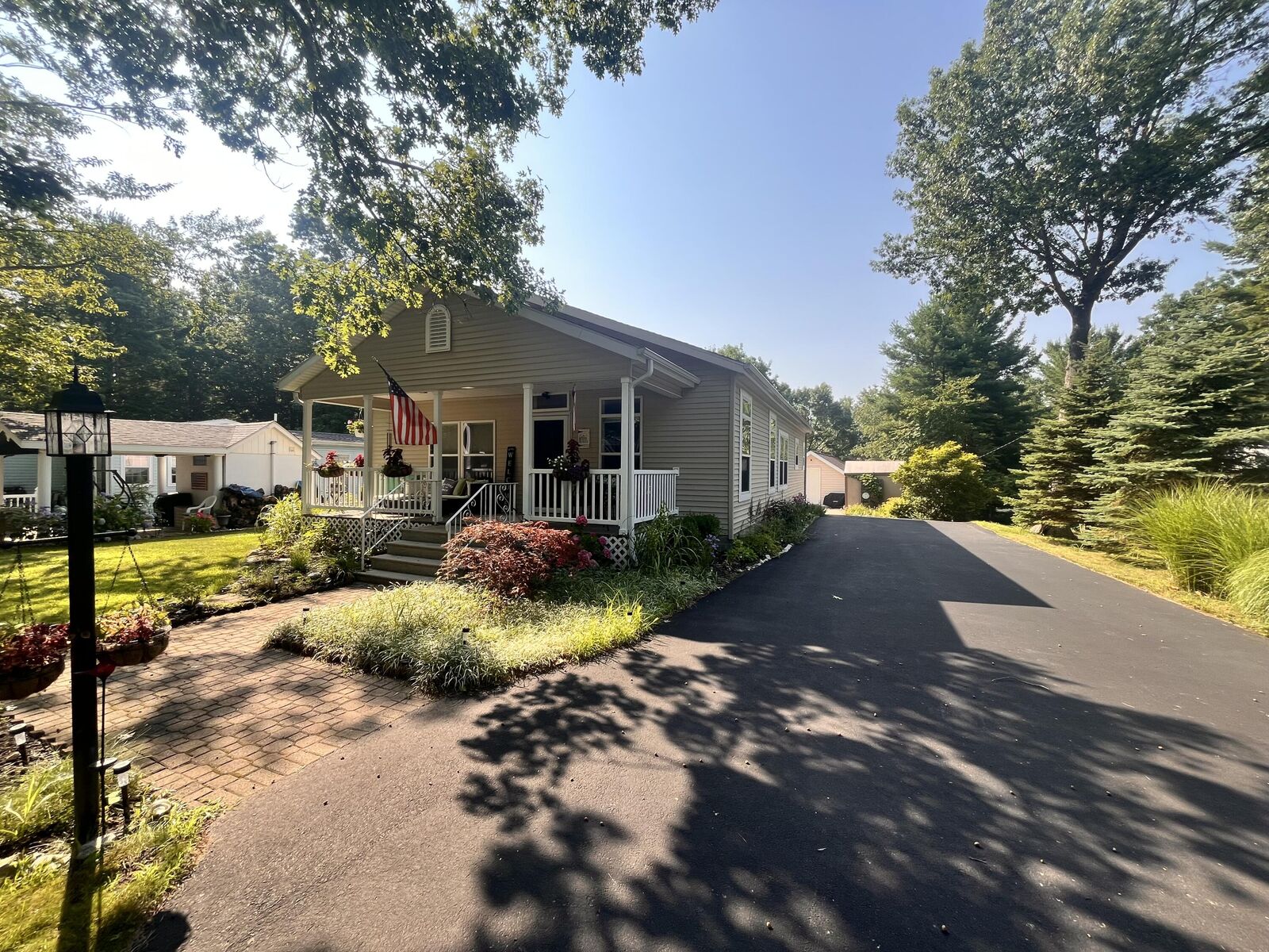 Property Photo: 8439 W Easy Street MI 49436