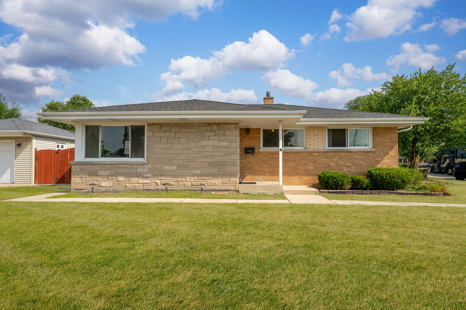 Property Photo:  8802 Olcott Avenue  IL 60053 