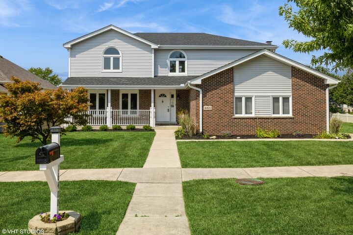 Property Photo:  16400 Lee Avenue  IL 60467 