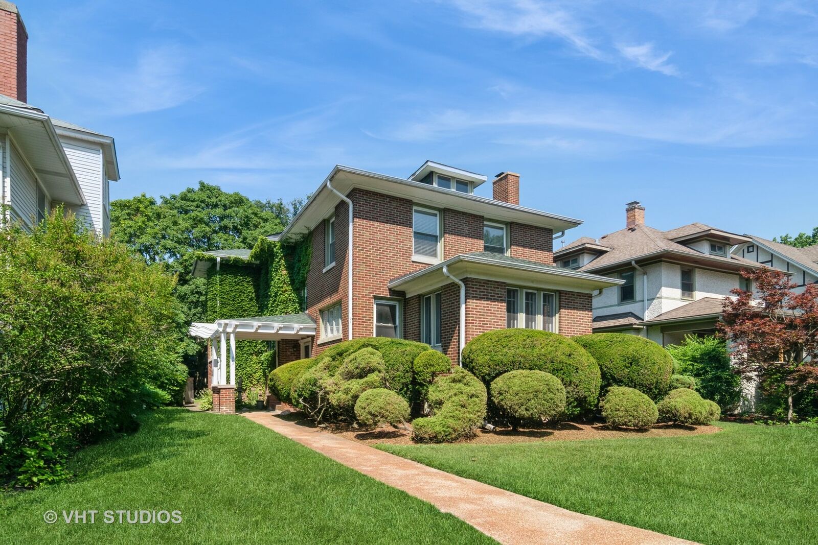 Property Photo:  807 Fair Oaks Avenue  IL 60302 