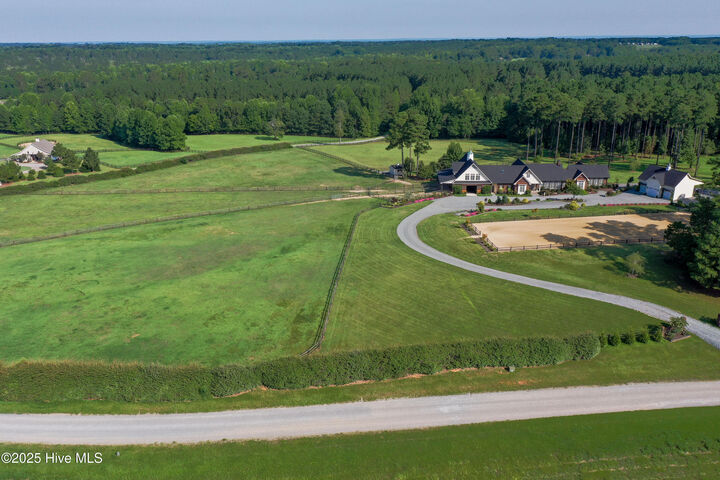 Property Photo:  370 Bracken Hill Road  NC 28326 