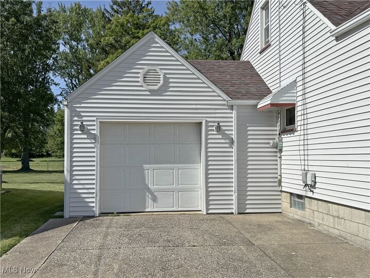 Property Photo: 16 Island Drive OH 44514