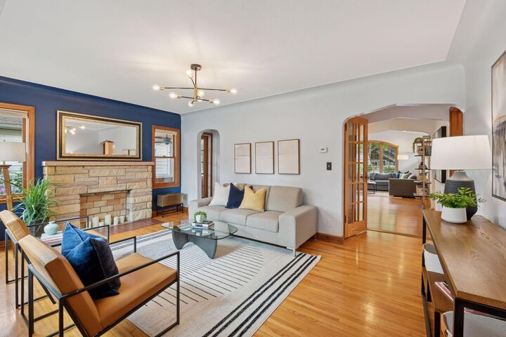 Property Photo: 240 Russell Avenue S MN 55405