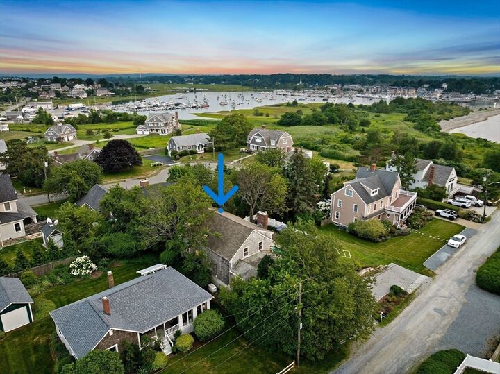 Property Photo:  11 Sunset Rd  MA 02066 