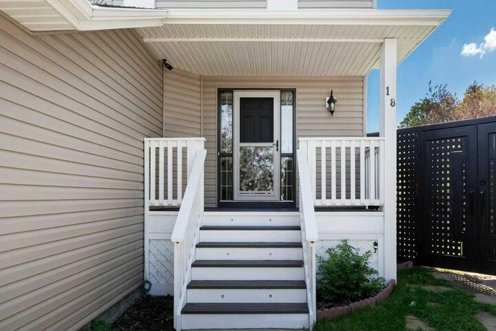 Photo de la propriété: 18 Big Springs Mews SE AB T4A 1H3