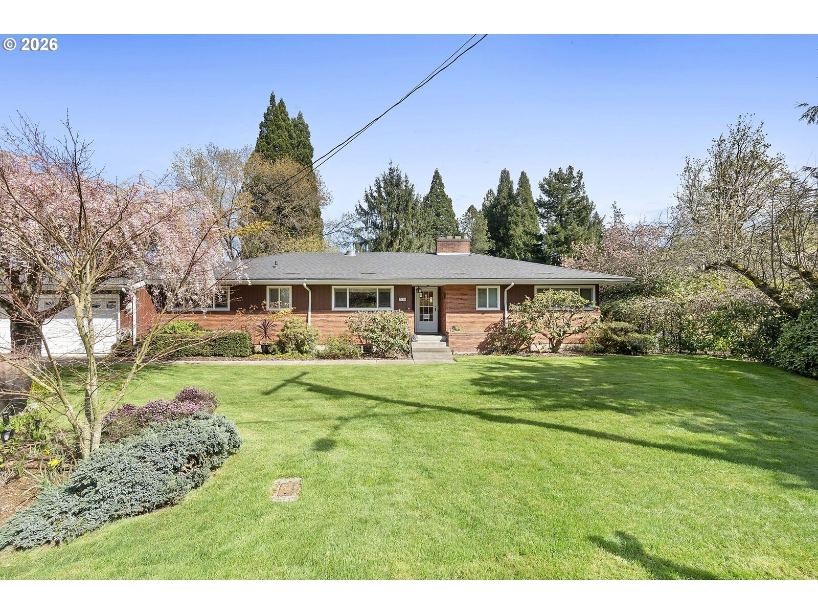 Property Photo:  7130 SE 127th Ave  OR 97236 